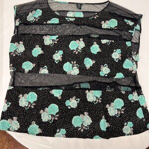 Torrid Plus Size 2 Black Floral Mesh Panel Short Sleeve Round‎ Neck Blouse